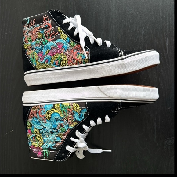 VANS SK8-HI BLACK UNDERWATER SHOES SIZE MENS 6.5, WOMENS 8 EXCELLENT CONDITION - Picture 1 of 12